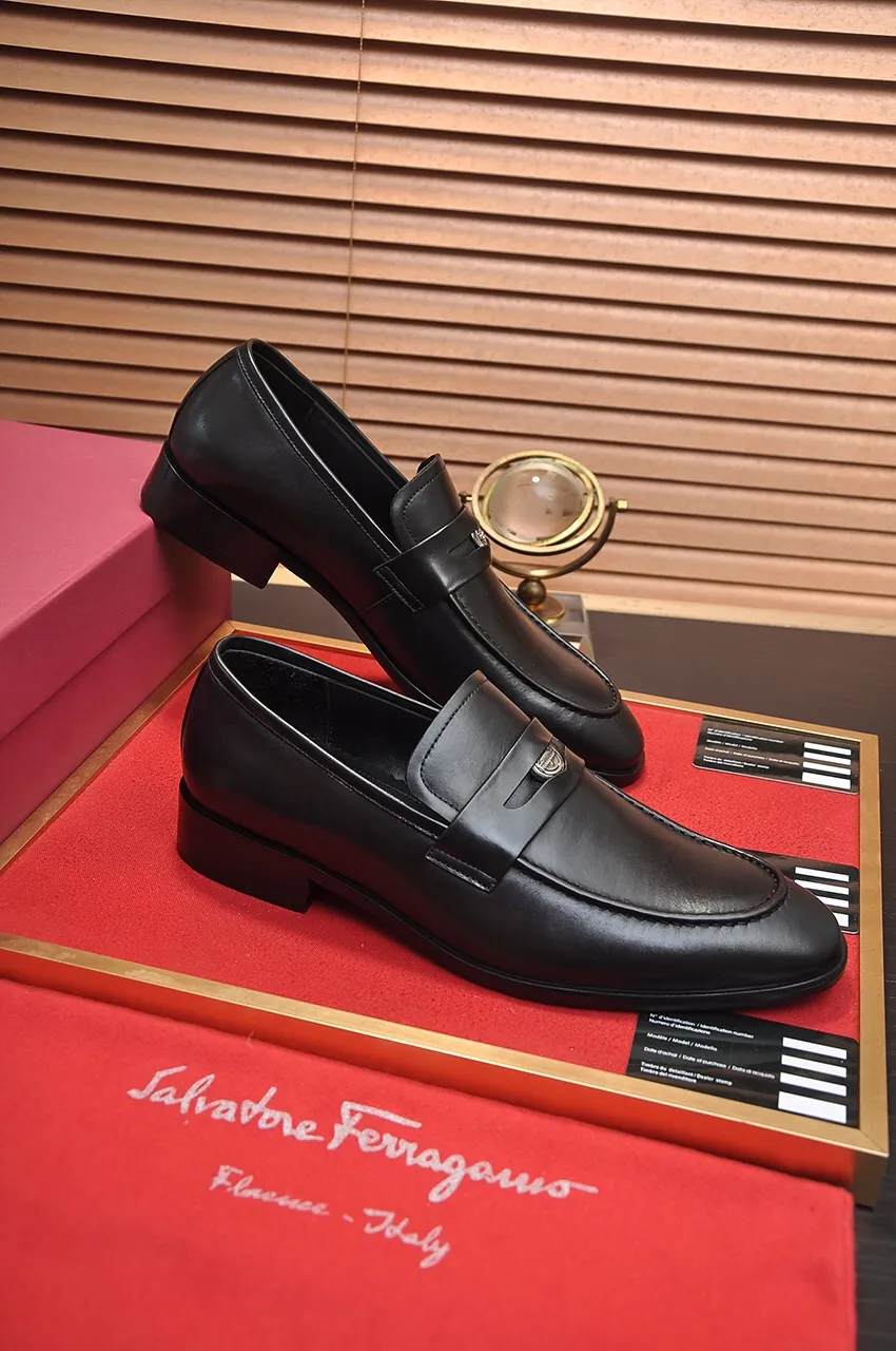 Men's shoes 💰500💶[Ferragamo/Ferragamo] The latest model in the counter. Original imported high-quality cowhide with open edges + imported 🐂 water-dyed cowhide lining + original luxury metal buckle + original combined outsole. Comparison without pressure 38--45 (45 is custom-made and cannot be returned or exchanged)